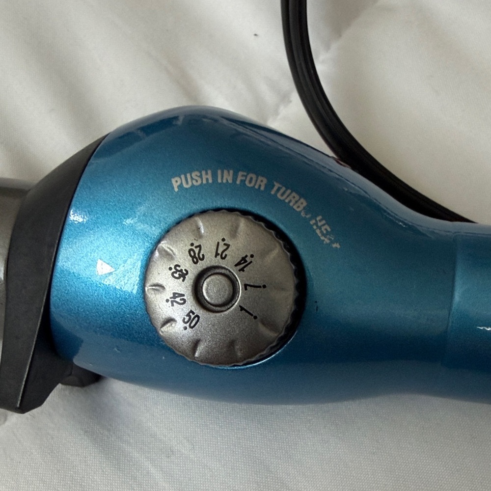 Blue and Silver Curling Wand - Picture 4 of 5